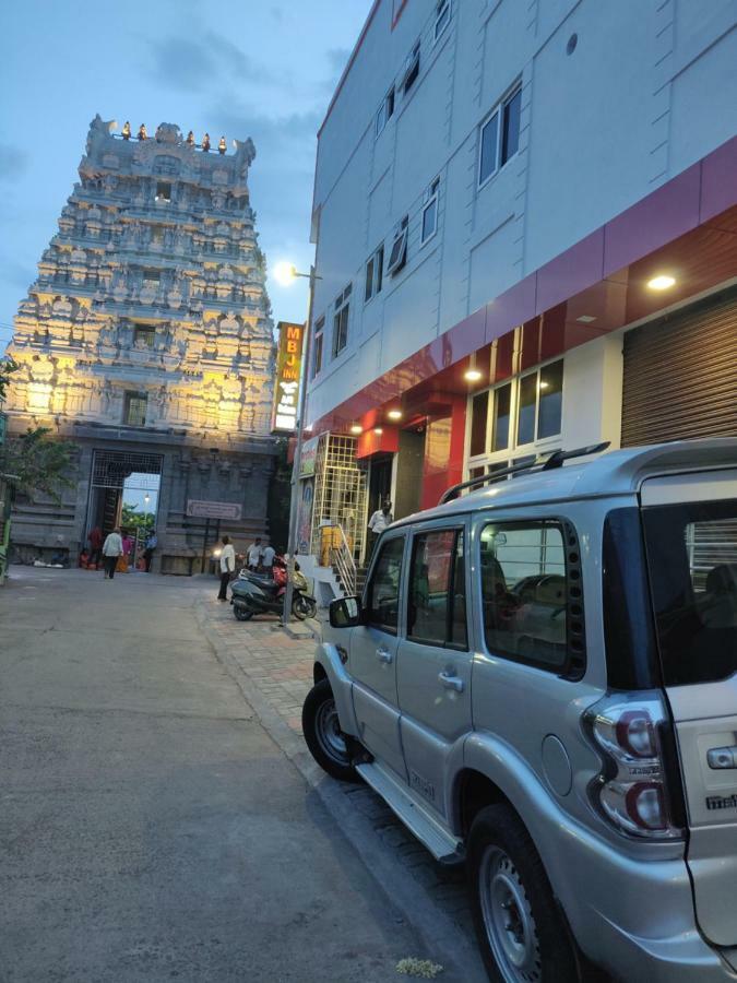Mbj Inn Temple View Kanchipuram Buitenkant foto