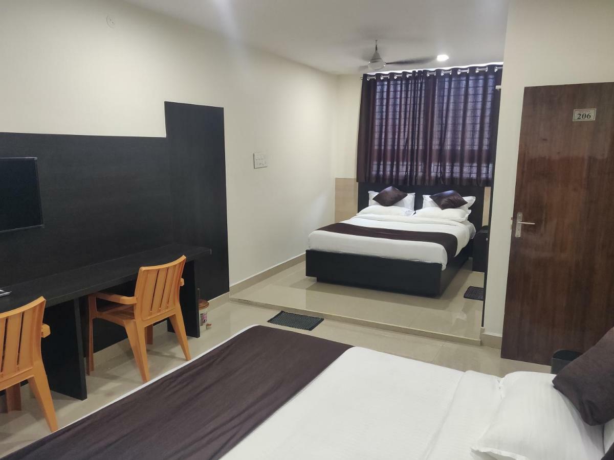 Mbj Inn Temple View Kanchipuram Kamer foto
